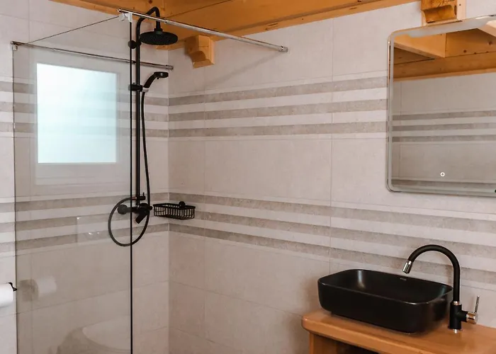 Apartmaji Gracner شقة *