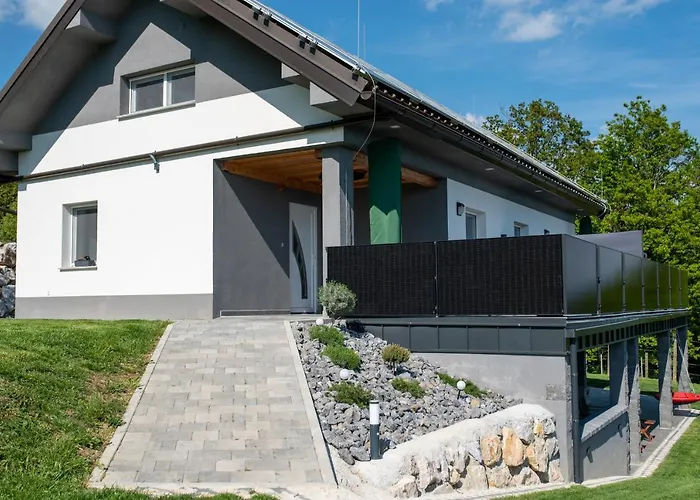 Apartmaji Gracner * Dramlje