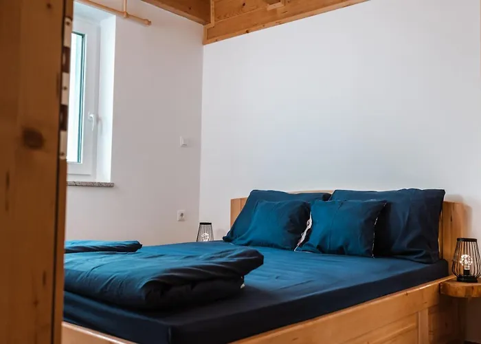 Apartmaji Gracner شقة